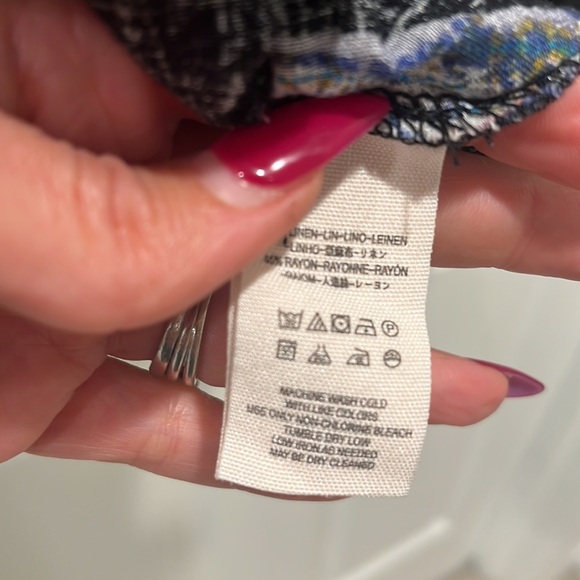 Free People Summer in Tulum Tunic Medium black floral ruffled linen BOHO top - Picture 5 of 9